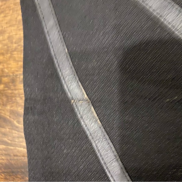 Bebe skirt - Picture 2 of 5